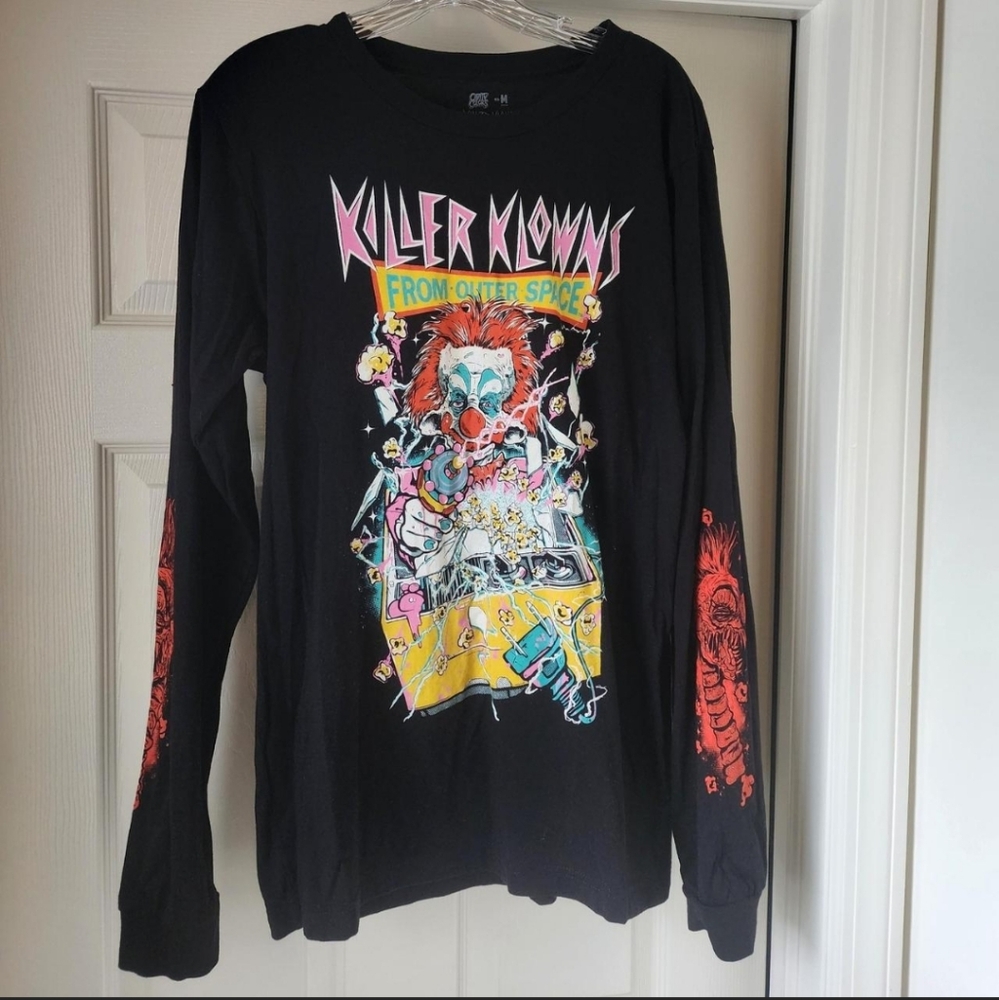 Black long sleeve Killer Klowns from Outer Space shirt. Size Medium
